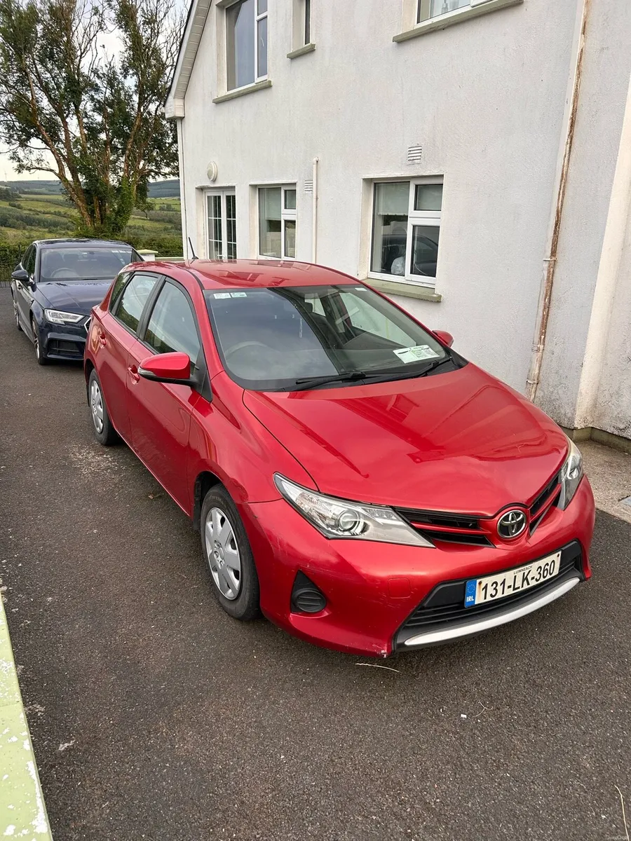 131 Toyota Auris Terra 1.4 diesel - Image 3