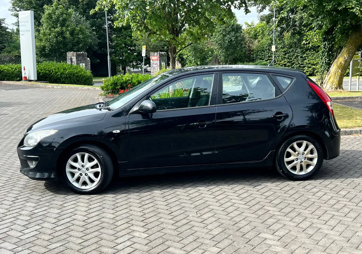 Hyundai i30 2011 1.6 CRDi new nct 3/27 tax 9/26 - Image 4