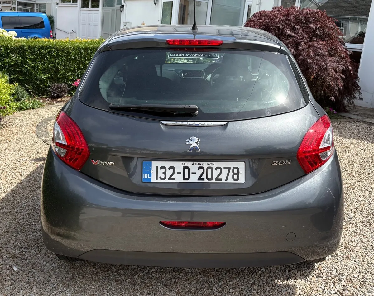 Peugeot 208 2013 1.2 - Image 4