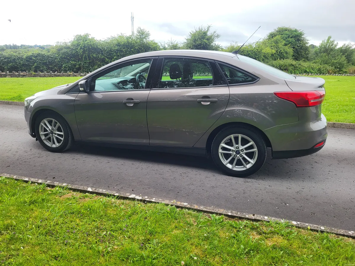 Ford Focus 1.6 Diesel   2015 - Image 4