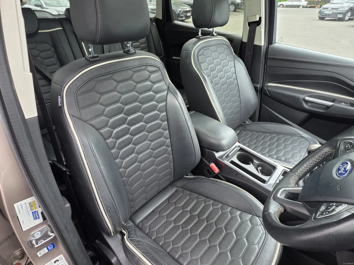 2018 Ford Kuga VIGNALE 2.0 TDCI // VERY HIGH SPEC - Image 4