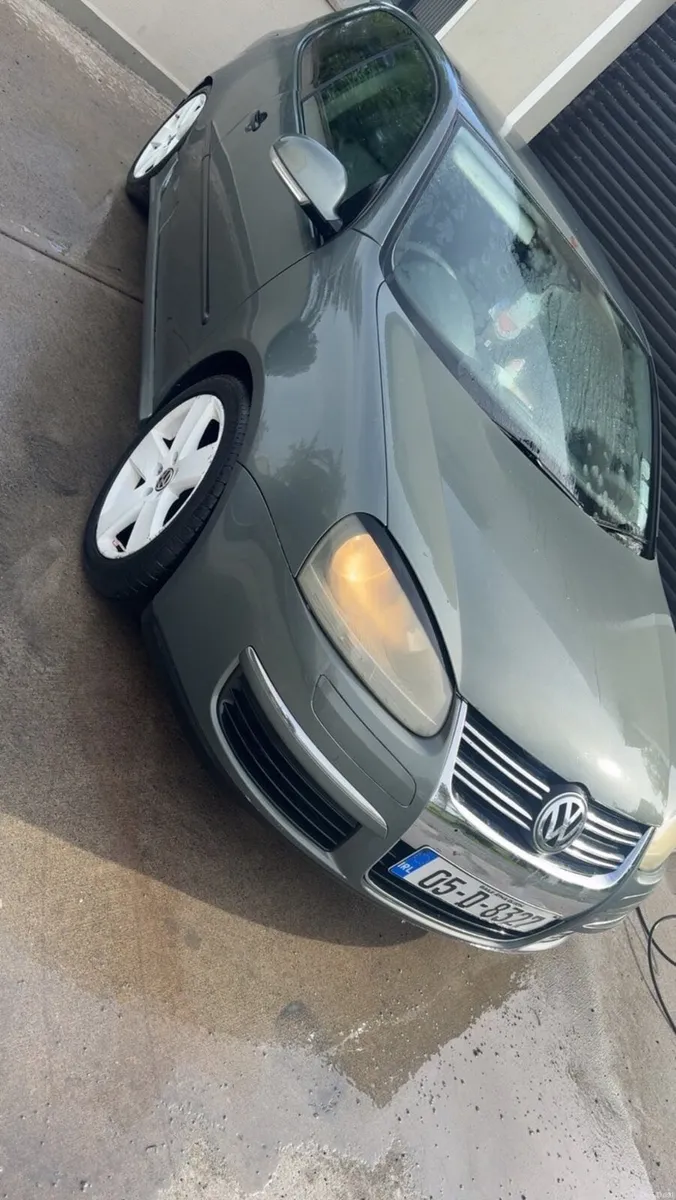 Vw golf mk5 - Image 1