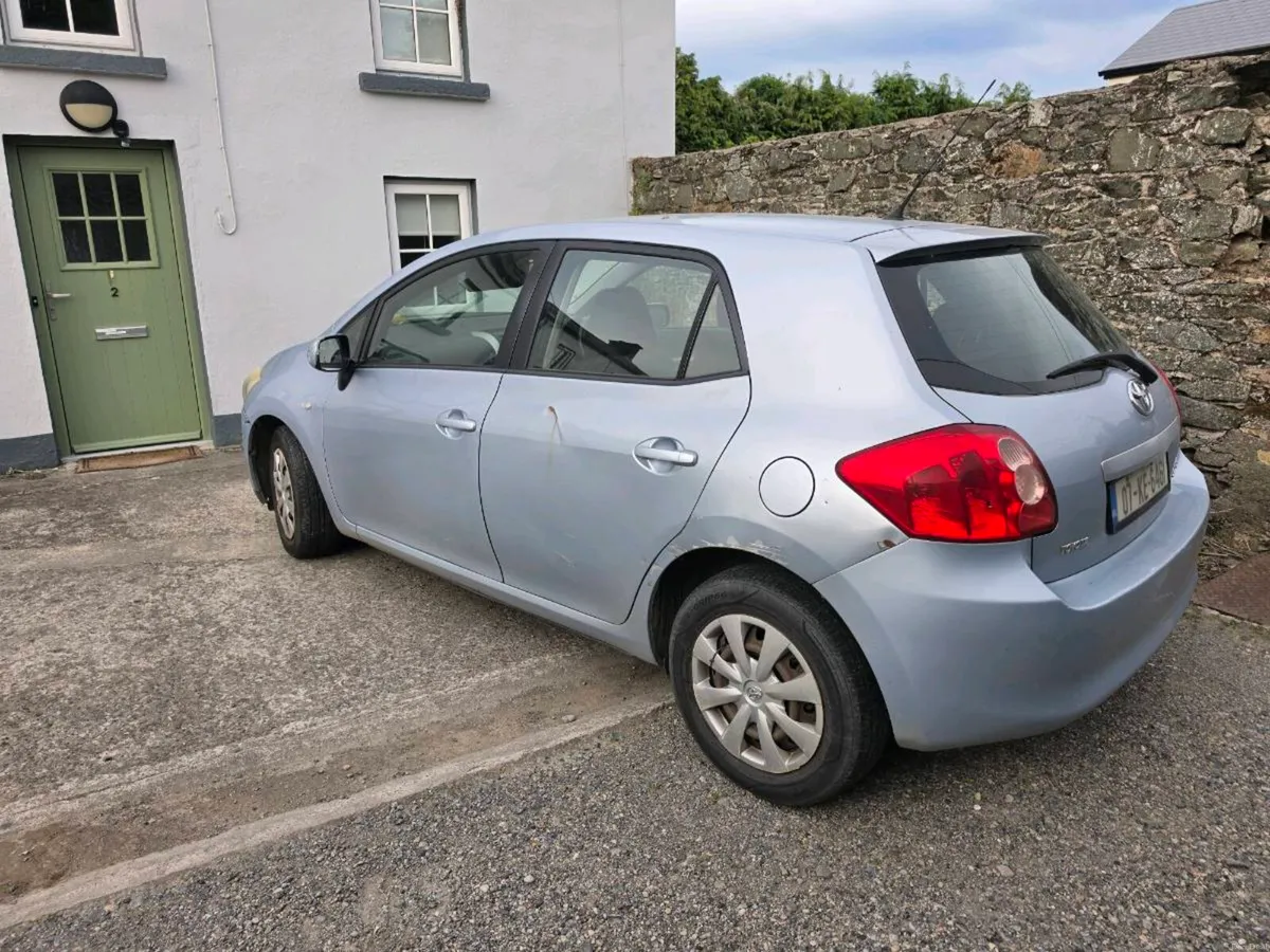 Toyota Auris Low mileage - Image 3