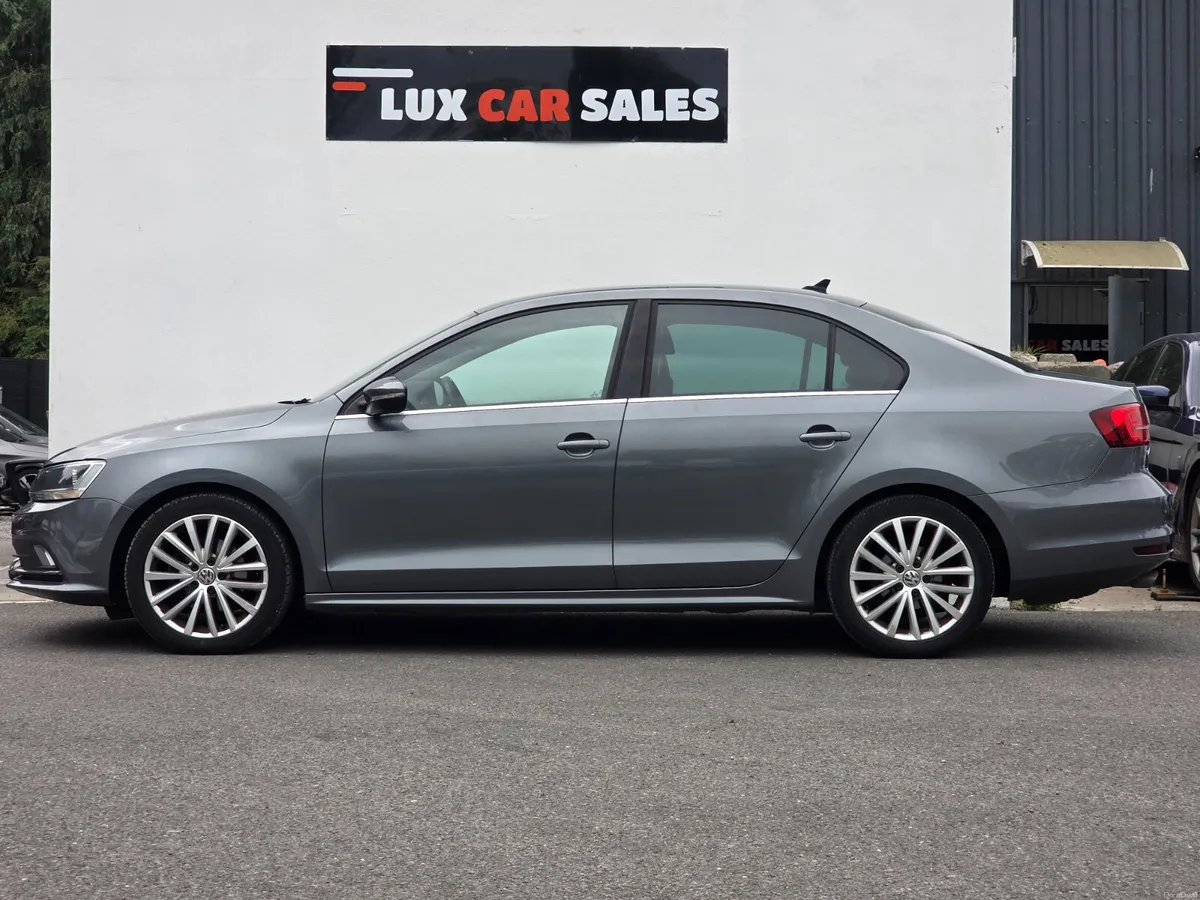 2017 Volkswagen Jetta 2.0 TDI HIGHLINE // NEW NCT - Image 3