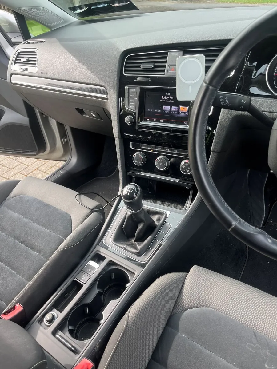 Volkswagen Golf 2014 - Image 3