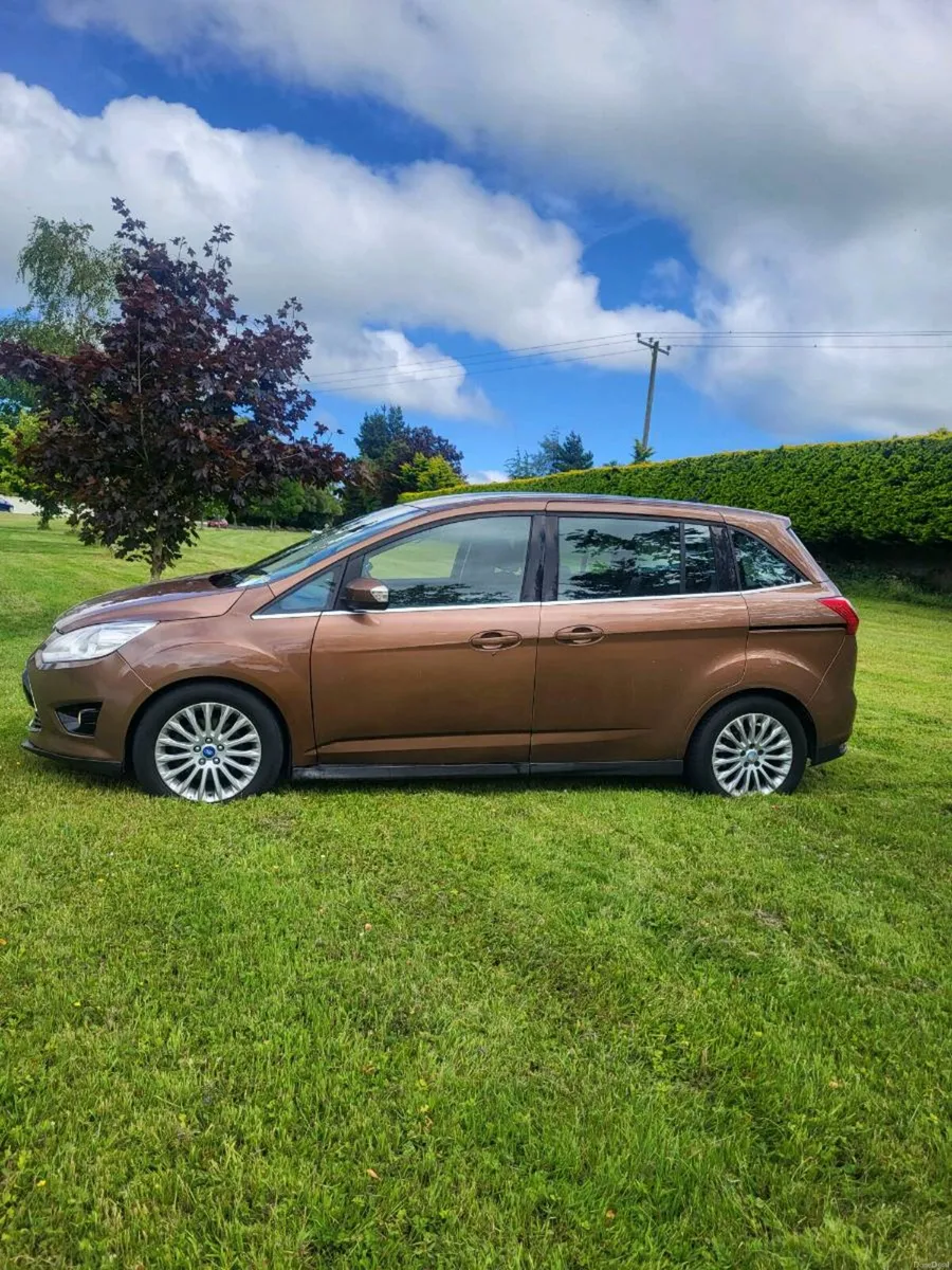 7 SEATER FORD CMAX TITANIUM DIESEL NEW NCT 1OWNER - Image 5