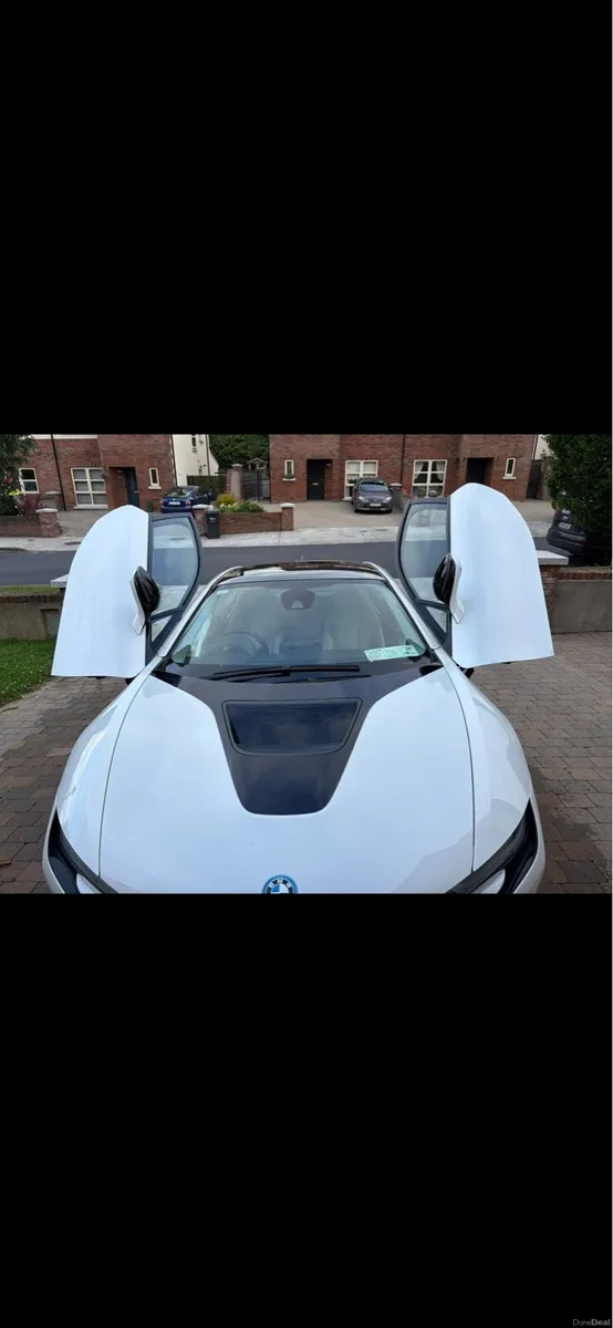 BMW i8 - Image 3