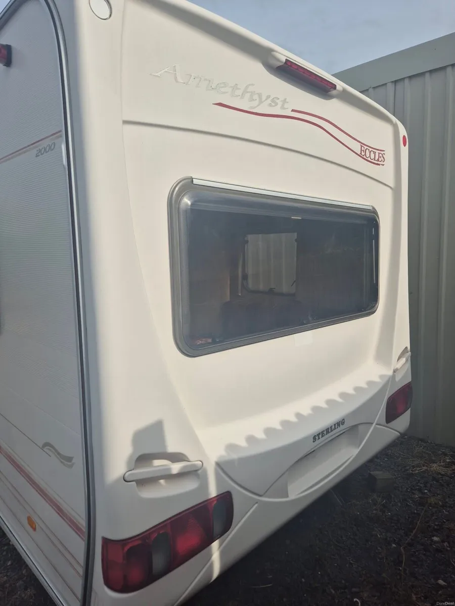 Eccles Sterling Amethyst 5 berth caravan - Image 3