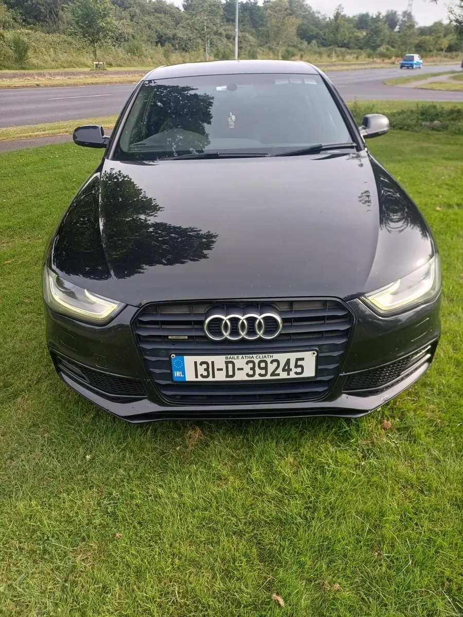 Audi A4 2013 2.0 TFSI Quattro S-line Black edition - Image 5