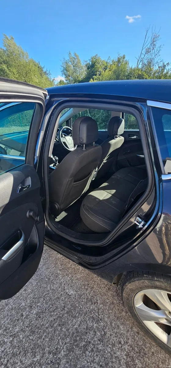 Opel Astra - Image 2
