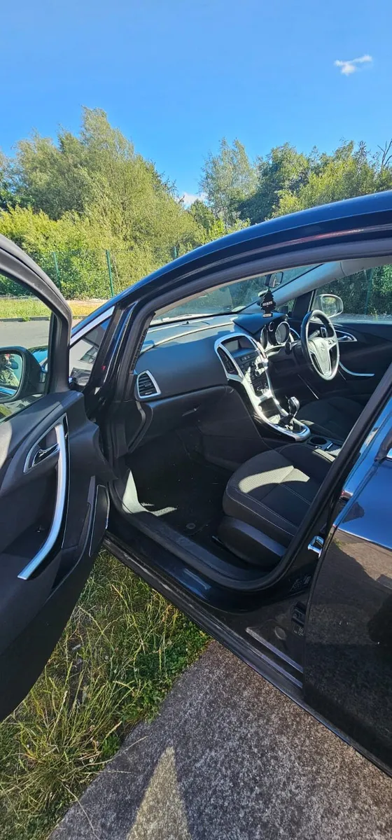 Opel Astra - Image 4