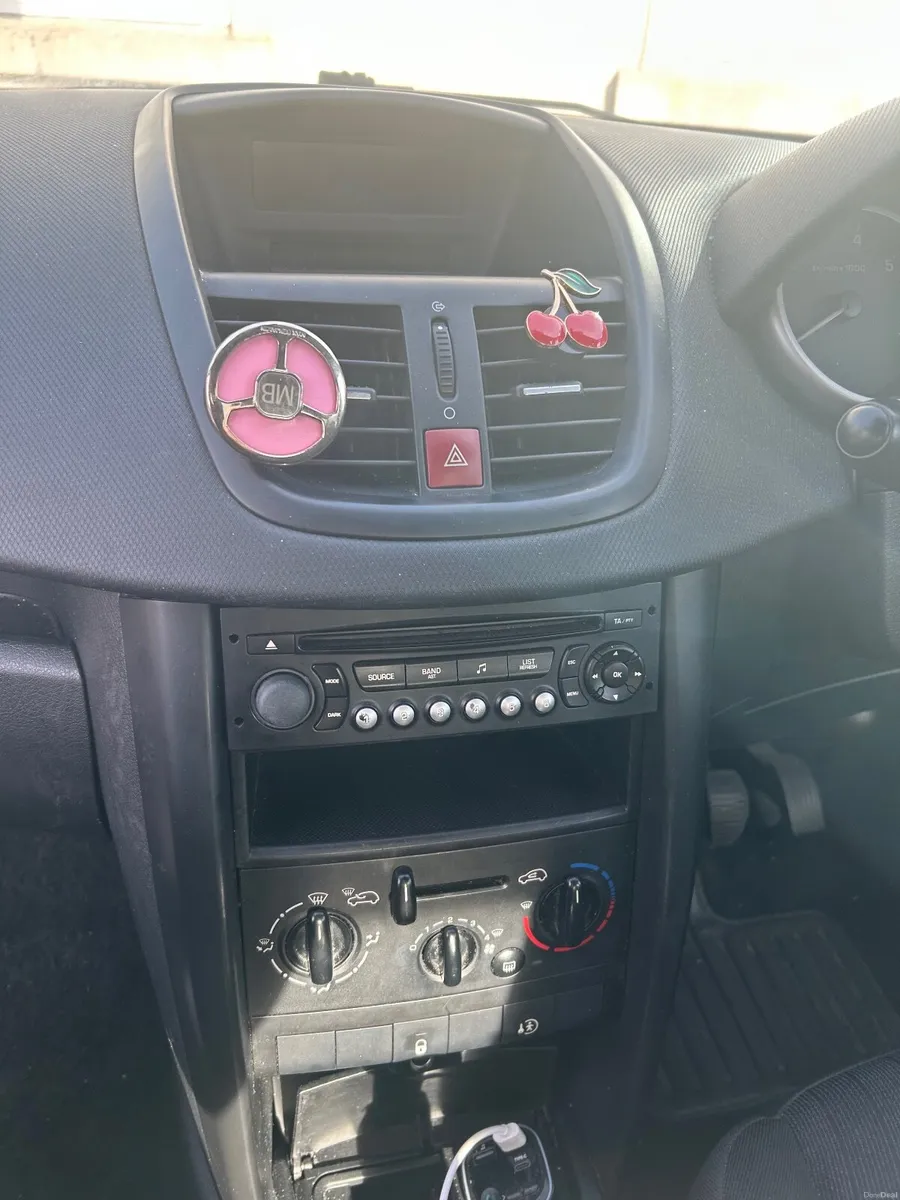 Peugeot 207 2010 - Image 6