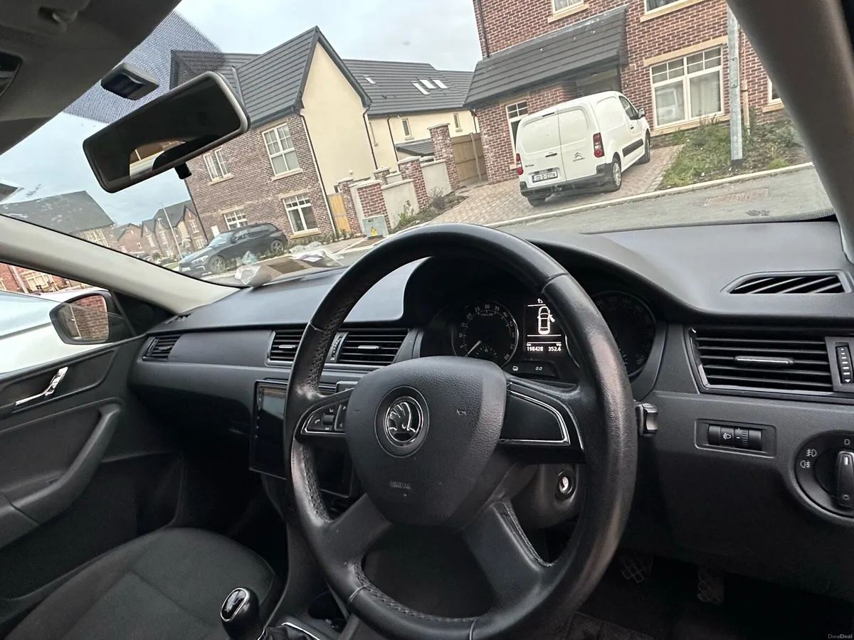 Skoda Rapid 2013 manual diesel NCT Exp July 2027 - Image 4