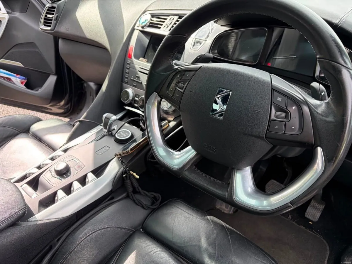 Citroen DS 5 2014 - Image 2