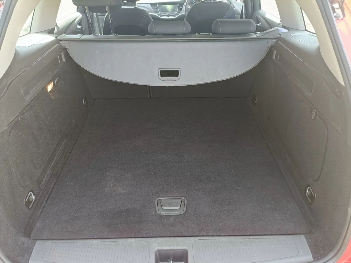 Opel Astra 2017 - Image 5