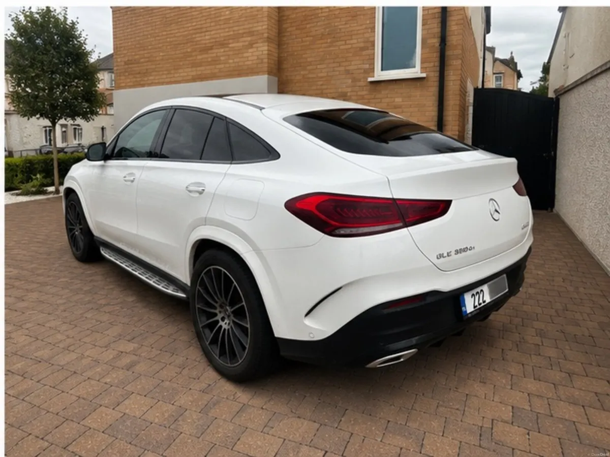 Mercedes-Benz GLE 2022 - Image 3