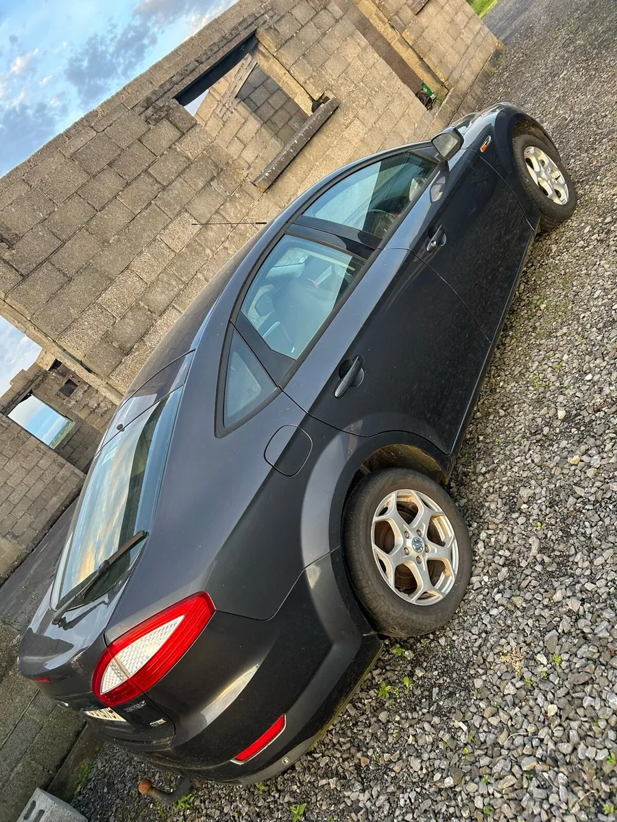 Ford mondeo - Image 2