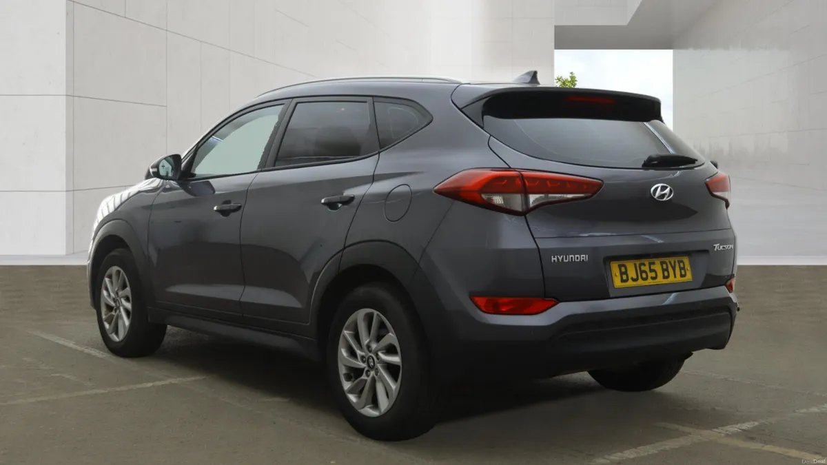 Hyundai Tucson CDRI SE NAV - FINANCE AVAILABLE - Image 3