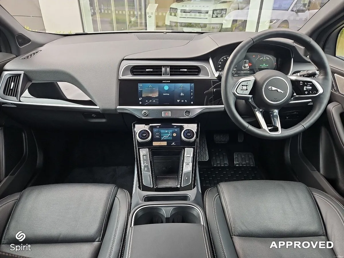 Jaguar I-Pace All Electric Black Edition - Image 4