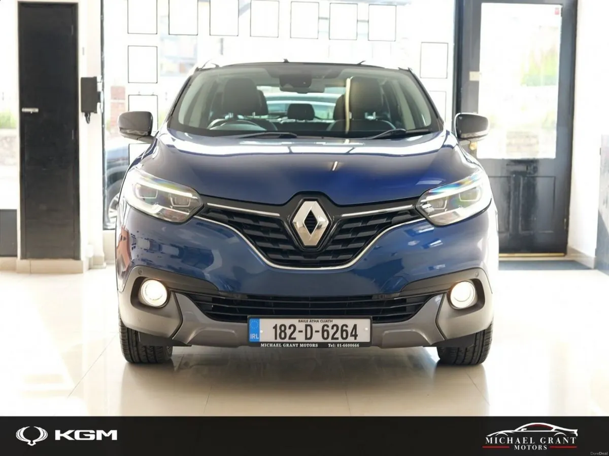 Renault Kadjar SIGNATURE NAV 1.5 dCi 110 ONLY 66KM - Image 2