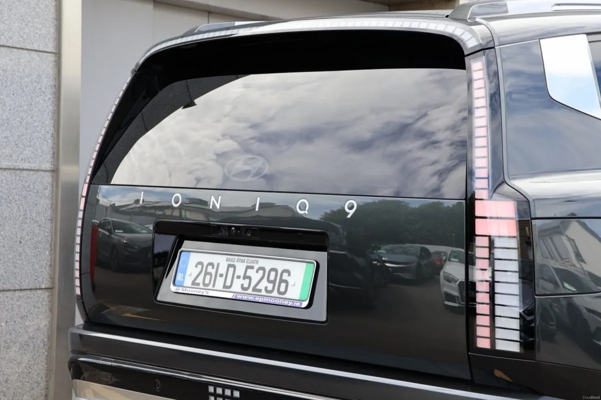 Hyundai IONIQ 9 RWD (Long Range) Platinum 110kwh 3 - Image 5