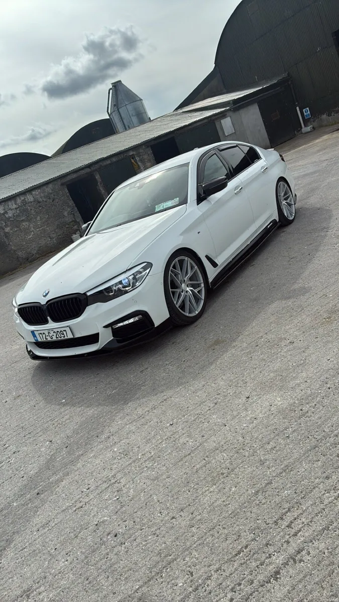 BMW 5 series G30 - Image 1