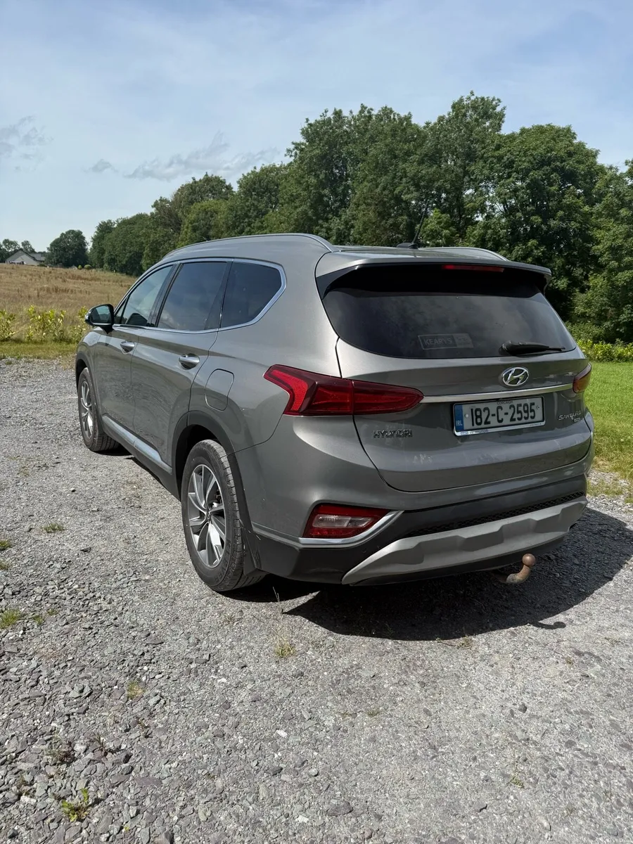 Hyundai Sante Fe 2.2 CRDi 4WD Executive Plus - Image 4