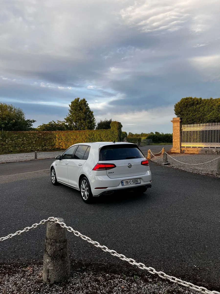 Volkswagen Golf - Image 4