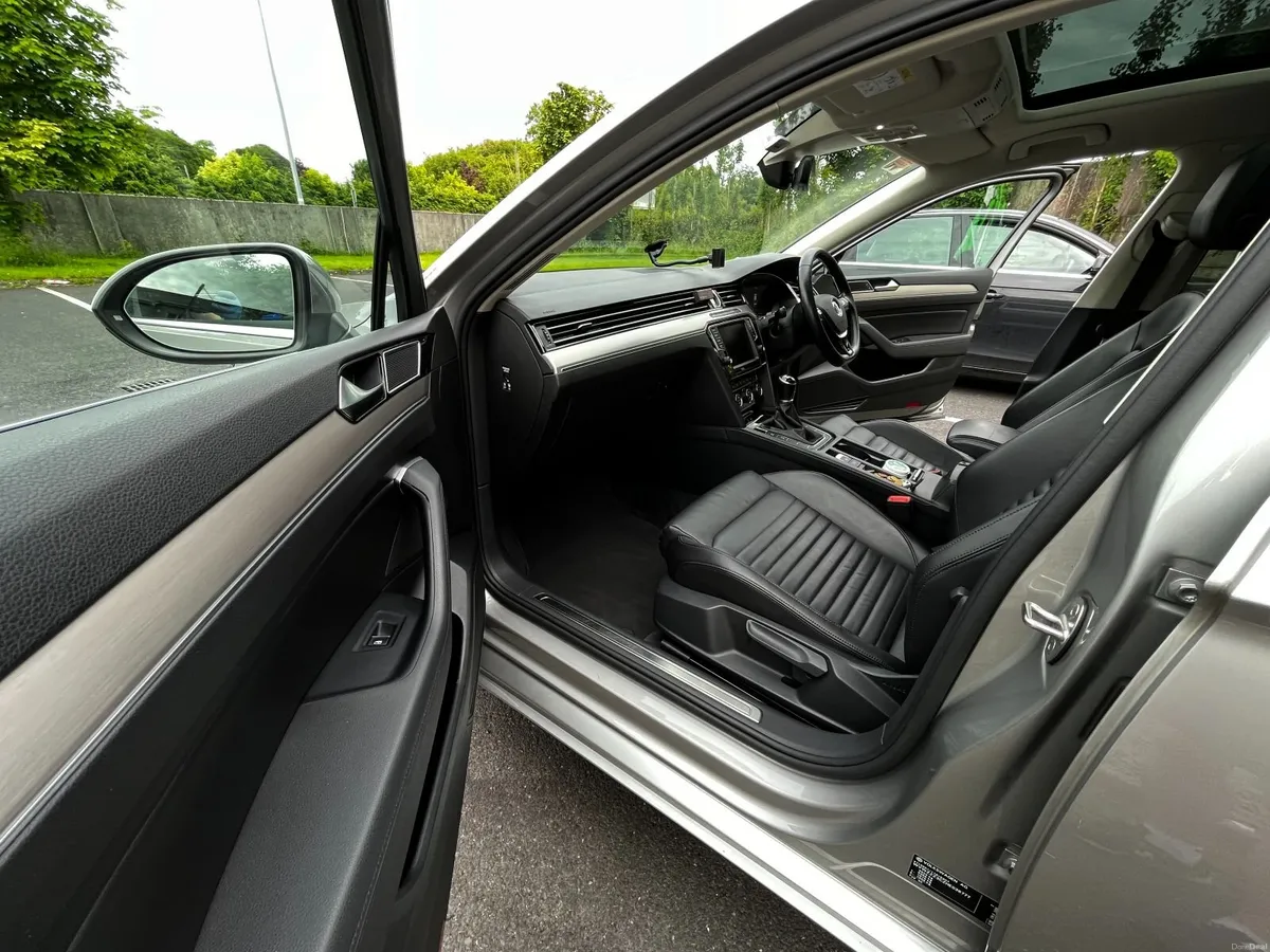 Volkswagen Passat 2016 - Image 6