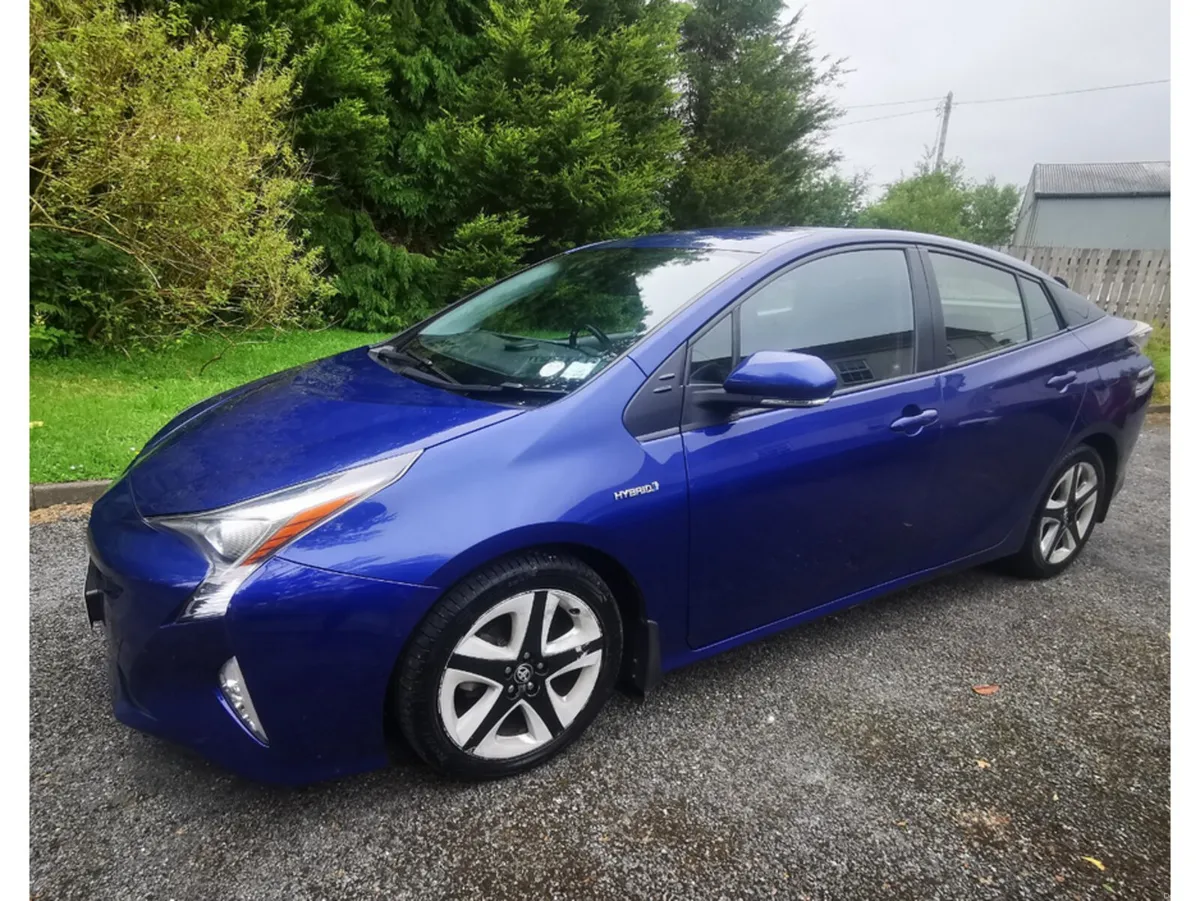Toyota Prius 1.8 HYBRID BUS EDT+ VVTI CVT 5DR A BU - Image 2