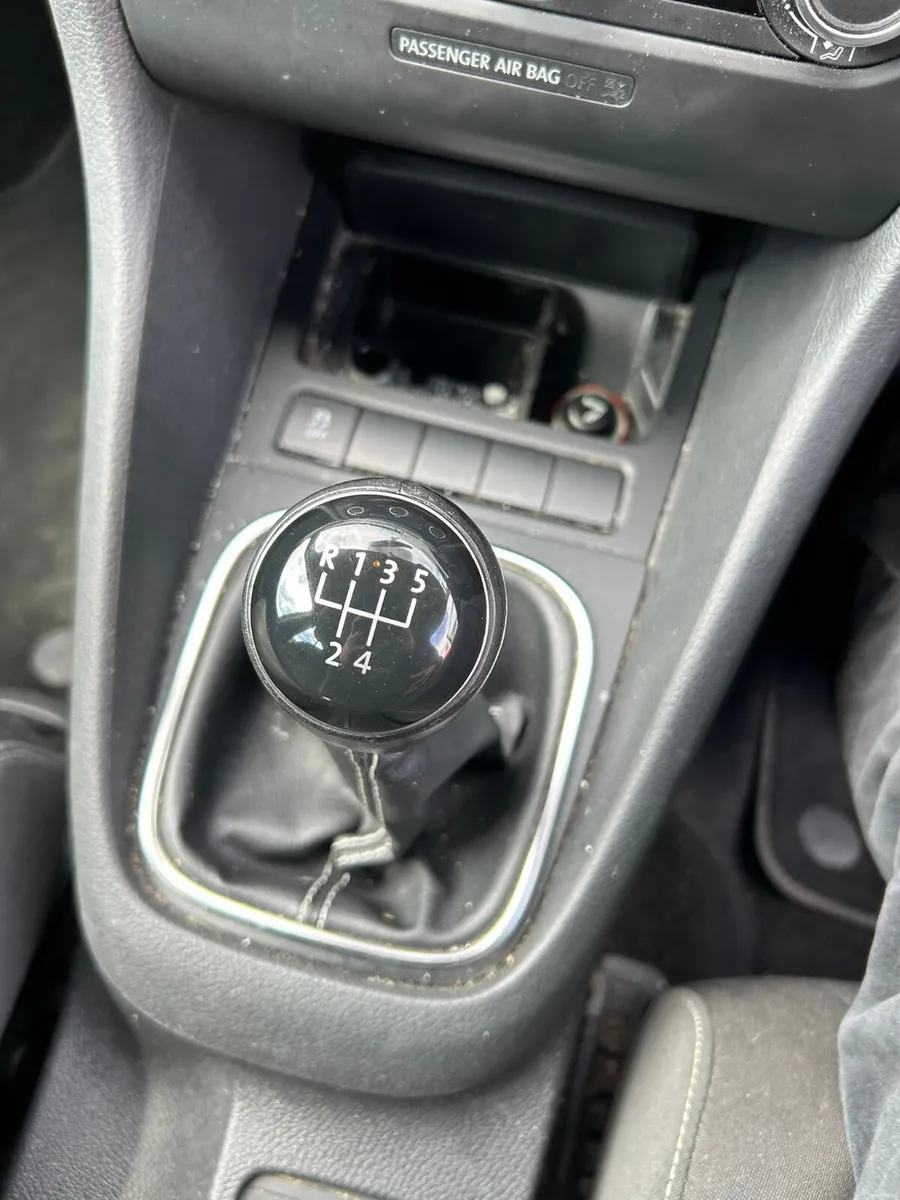 €4900 Volkswagen Golf 2014 tdi €4900 - Image 6