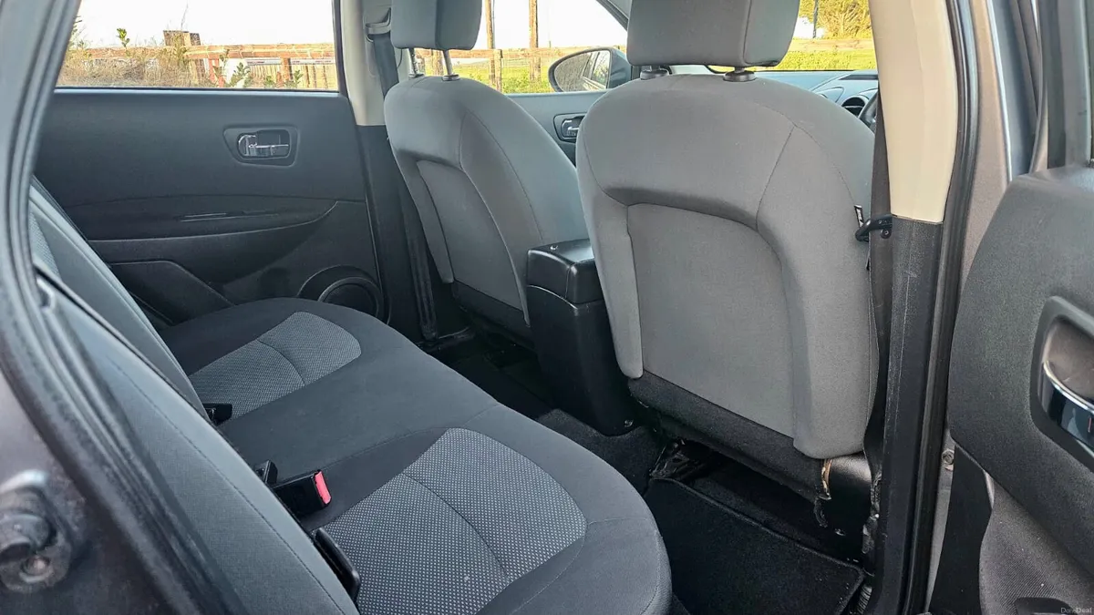 Nissan Qashqai 2013 Excellent Condition/ Nct - Image 6