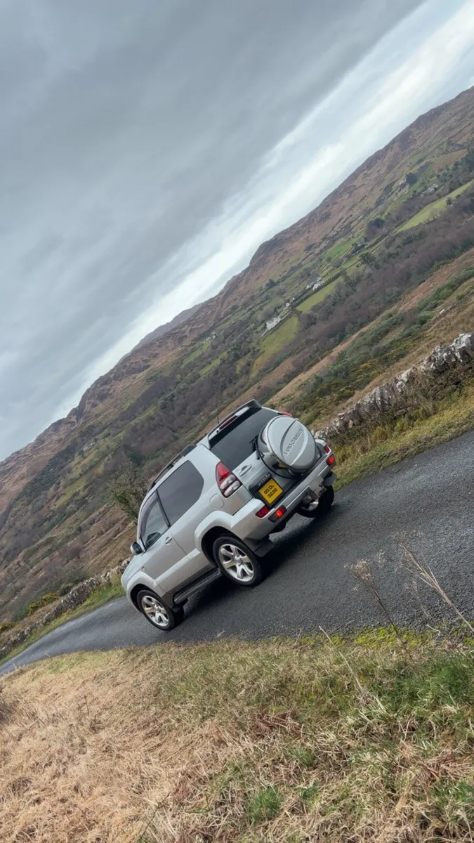 Toyota landcruiser - Image 3