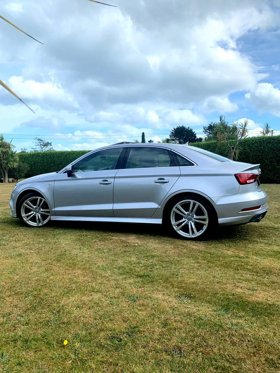 Audi 1.6 A3 saloon S Line - Image 4
