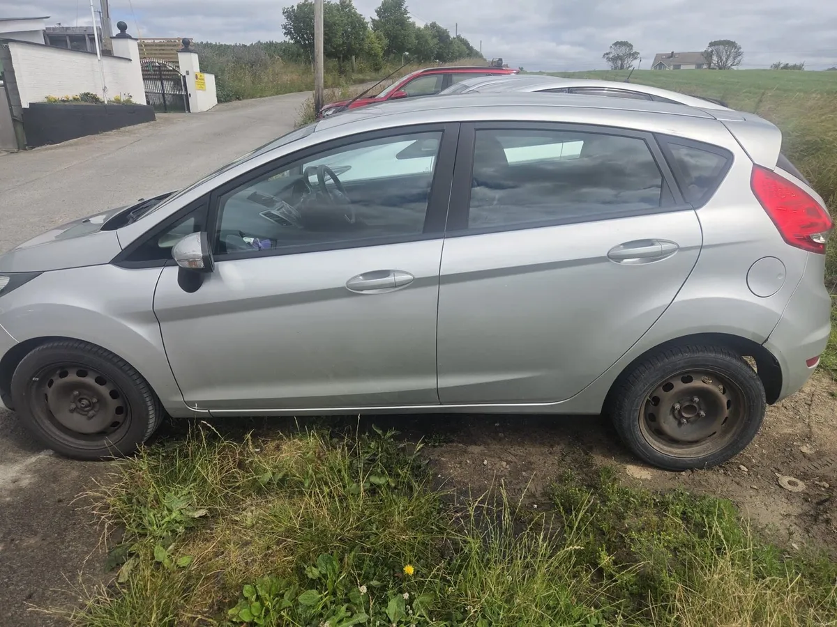 2010 Ford Fiesta Diesel - Image 2