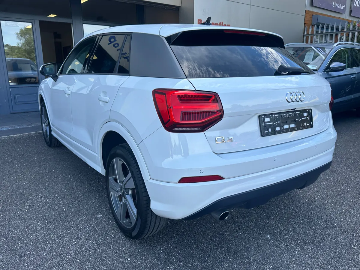 1.0 TFSI SPORT HASHTAG BLACK STYLING - SAVE €2000 - Image 2