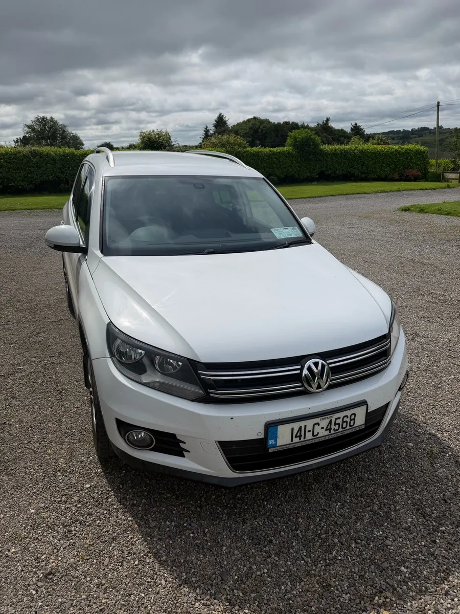 Car - Image 1