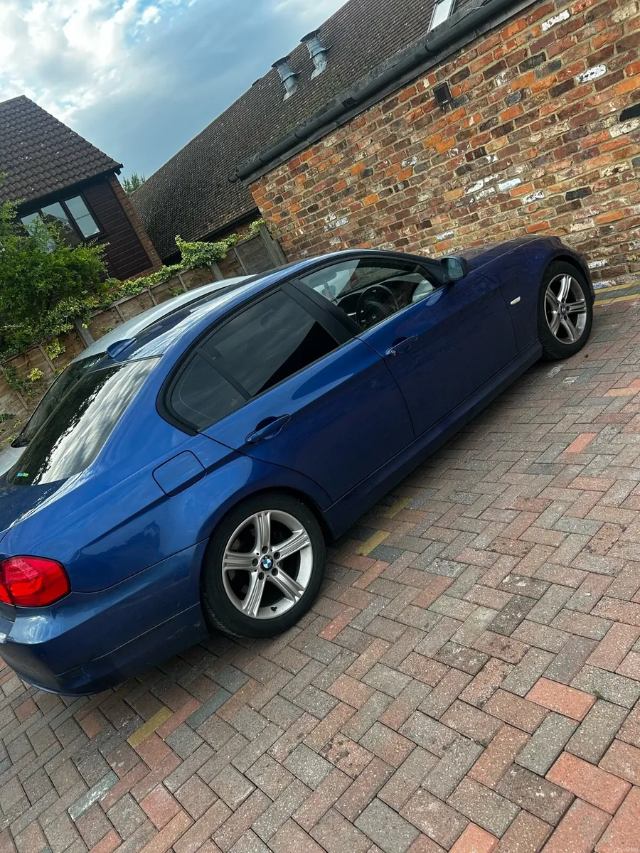 BMW - Image 3