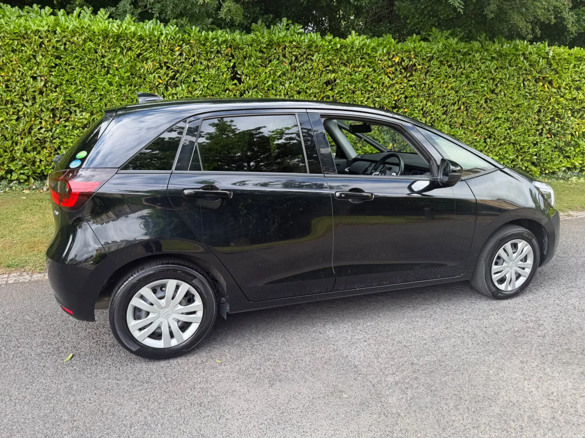 2020 Honda Fit e HOME Hybrid Automatic – €10,950 - Image 3