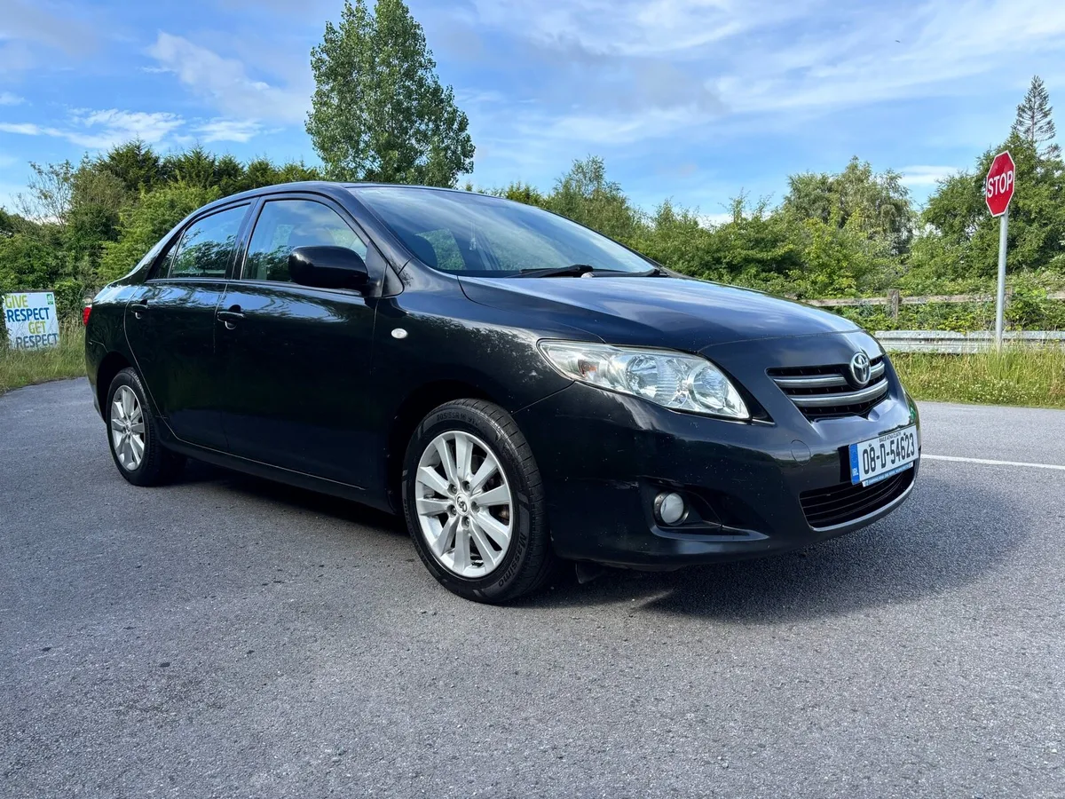 Toyota Corolla - Image 2
