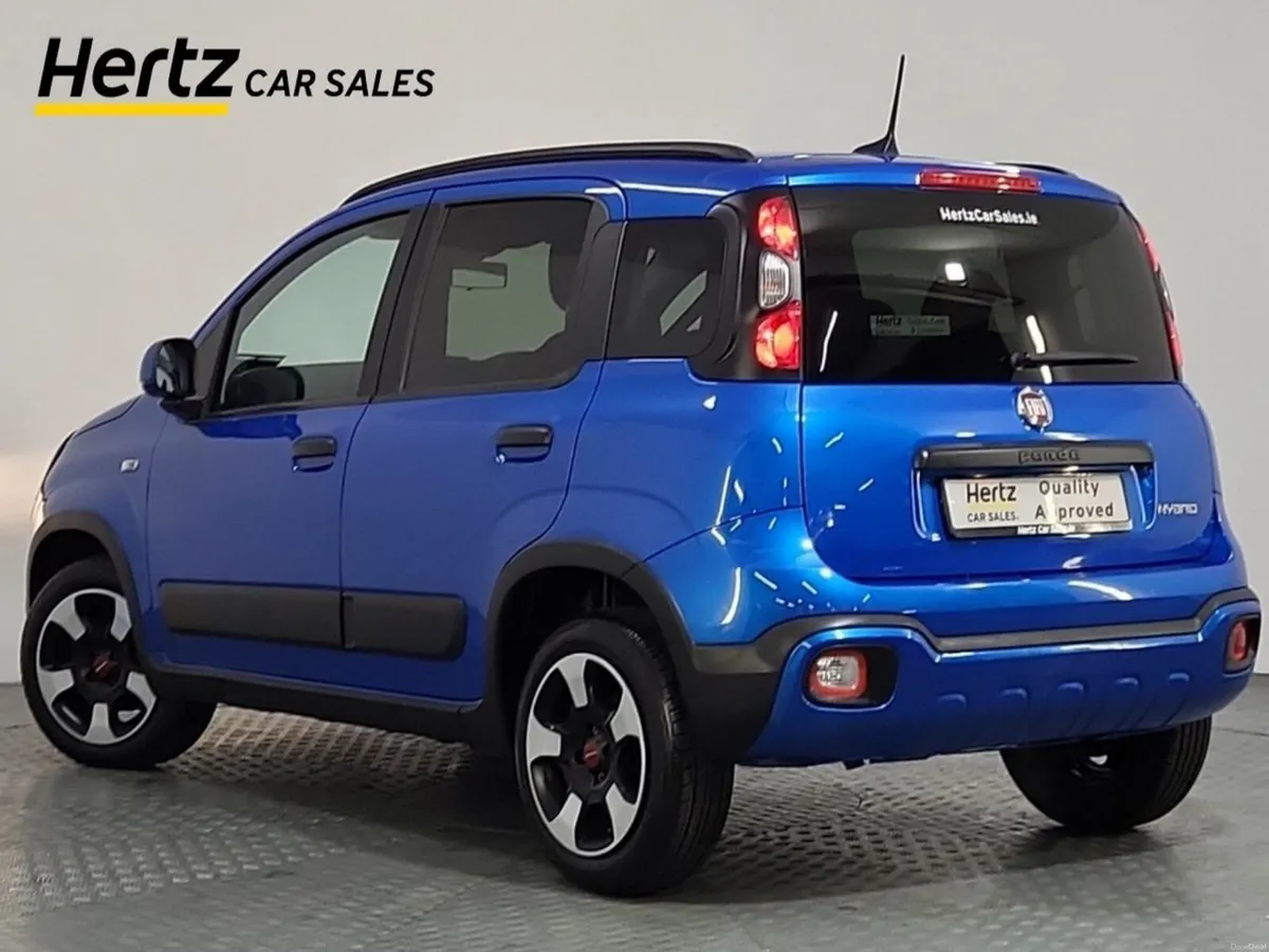 Fiat Panda CROSS MHEV 1.0 Petrol Manual - Image 3