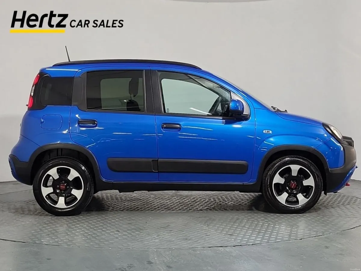 Fiat Panda CROSS MHEV 1.0 Petrol Manual - Image 2