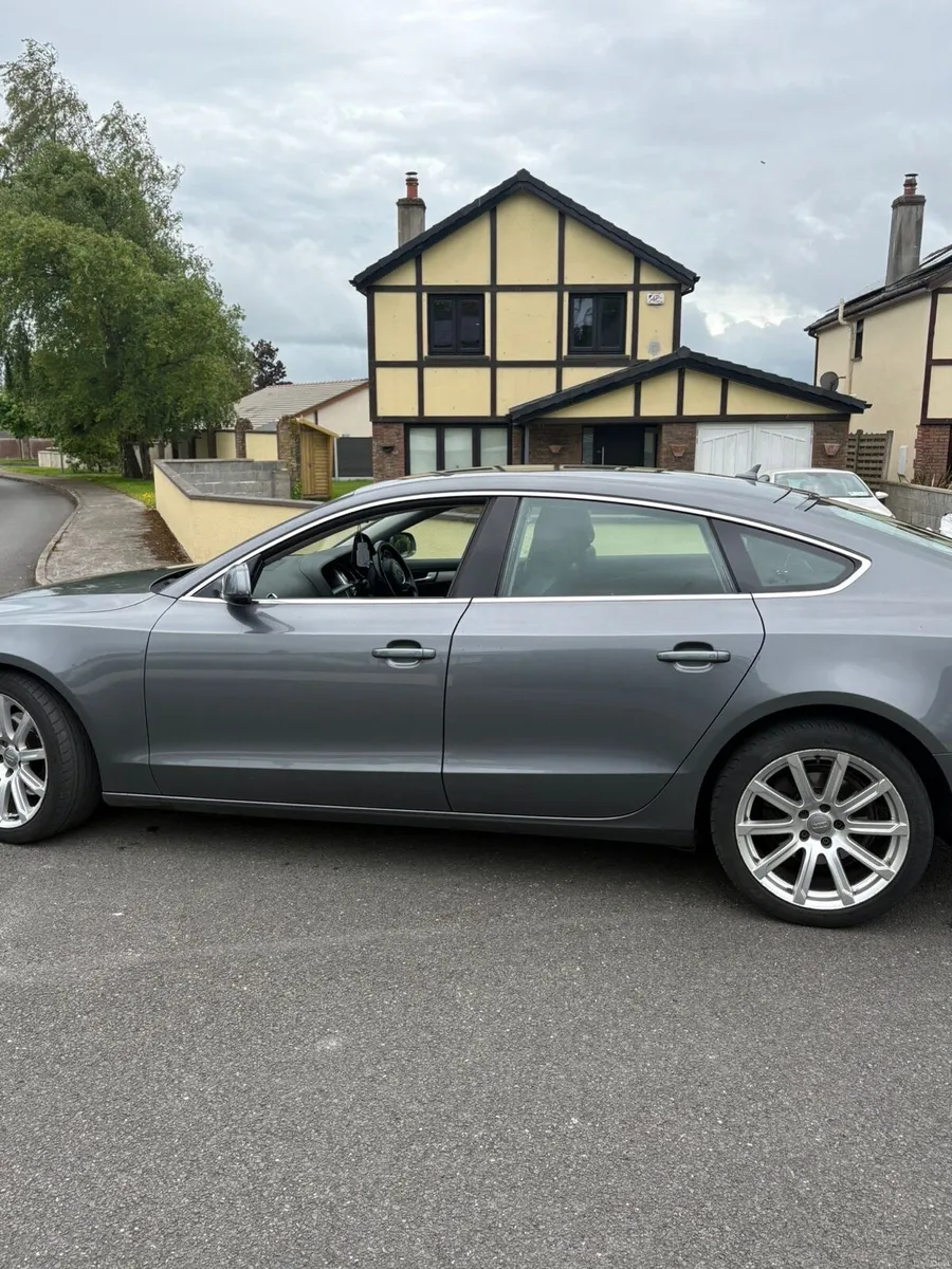 AudiA5 - Image 1