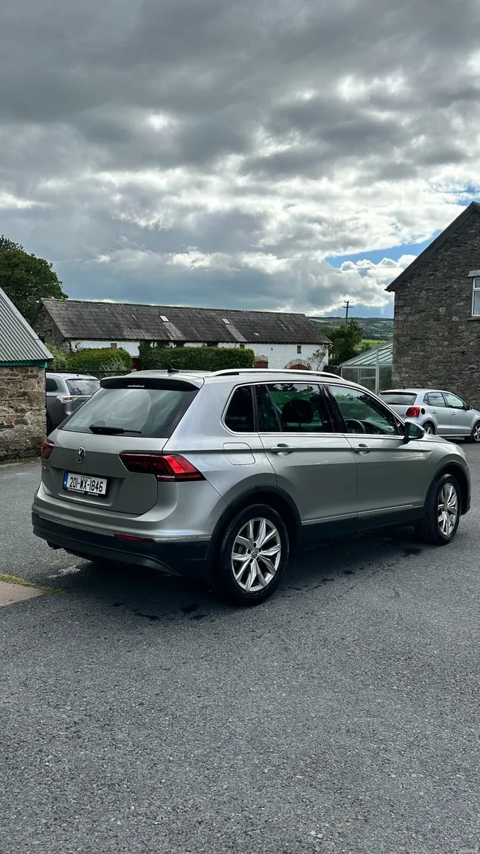 2020 Volkswagen Tiguan – High Line - Image 2