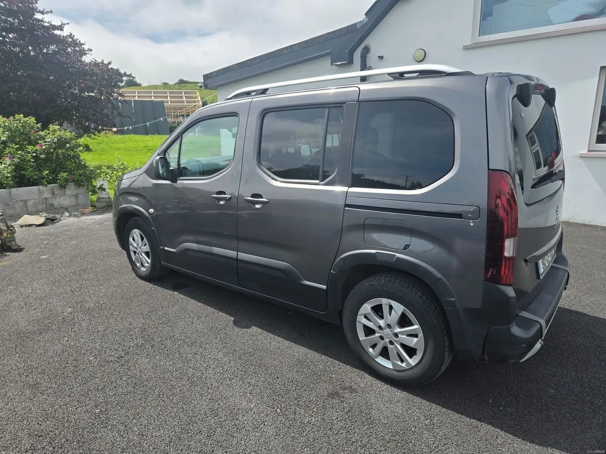 Peugeot Rifter 2019 Wheelchair accessible - Image 1