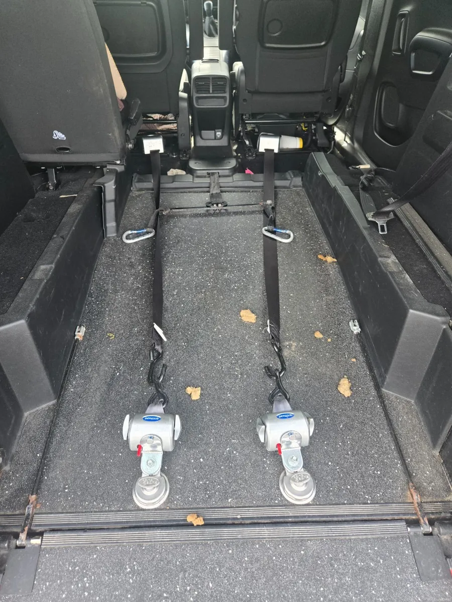Peugeot Rifter 2019 Wheelchair accessible - Image 6
