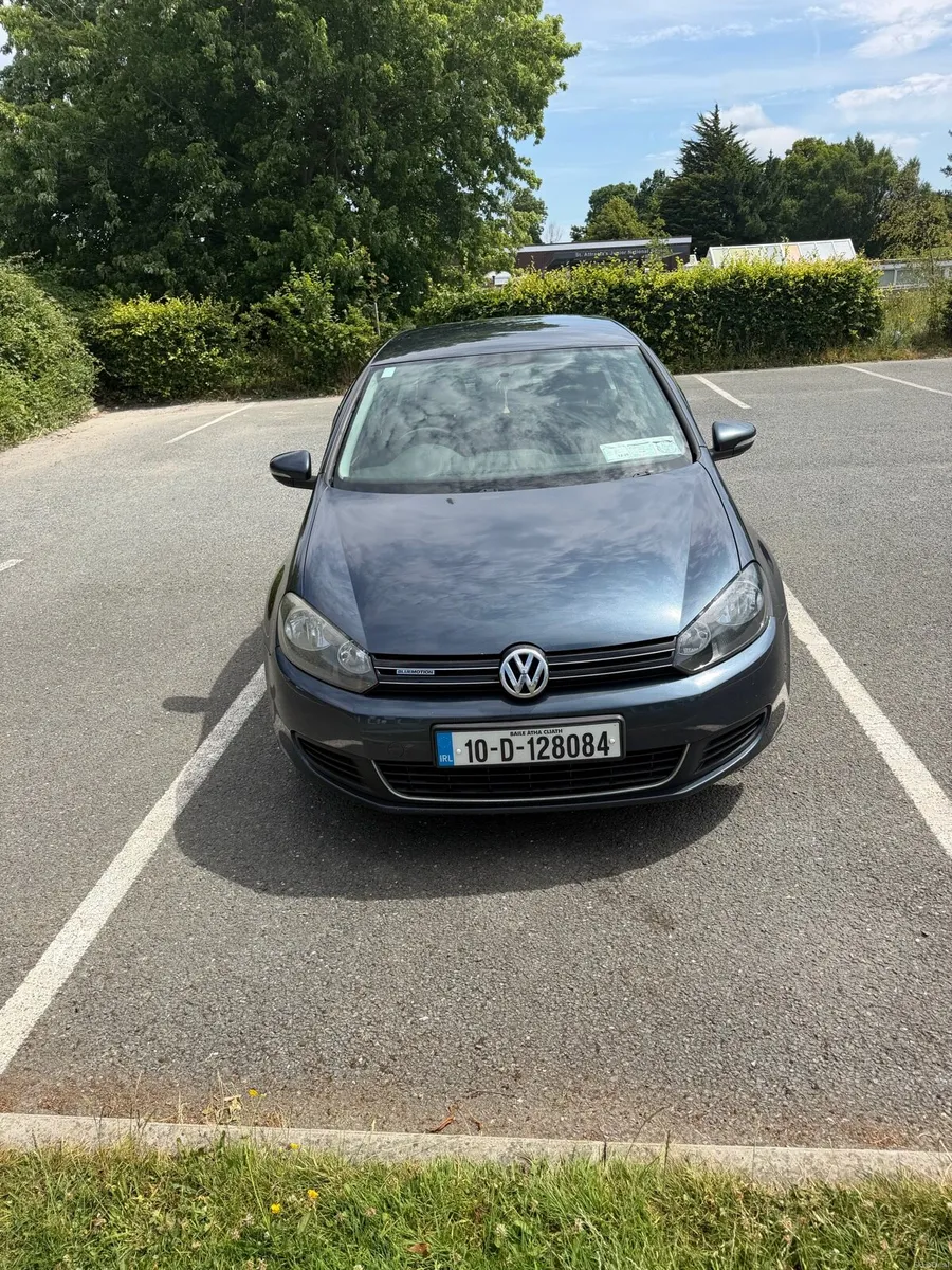 Volkswagen  Golf 2010 - Image 1