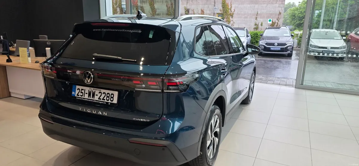 Volkswagen Tiguan 2025 75th edition - Image 2