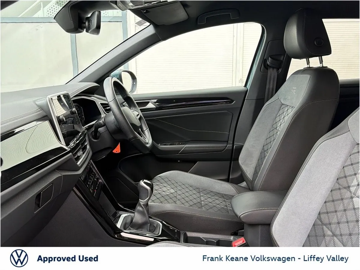 Volkswagen T-Roc R-LINE 1.0 TSI 110HP *PETROLEUM B - Image 4