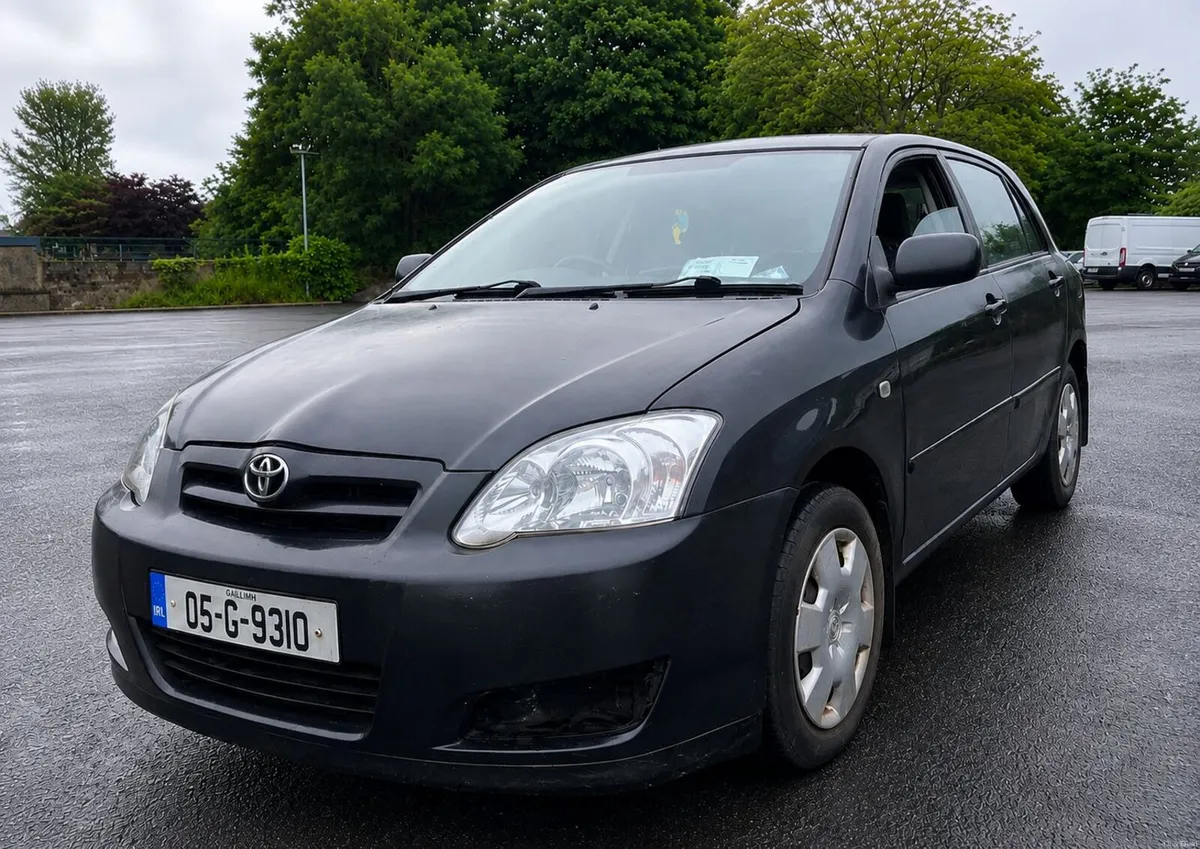 Toyota Corolla 2005 - Image 1